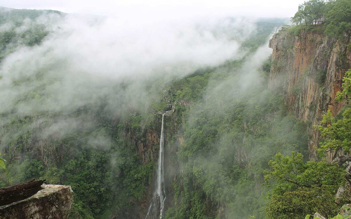 Joranda Fall in Rain